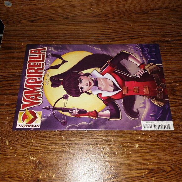 Vampirella #1 (Dynamite comics, 2016) Chrissie Zullo Cover A Variant - Picture 3 of 3